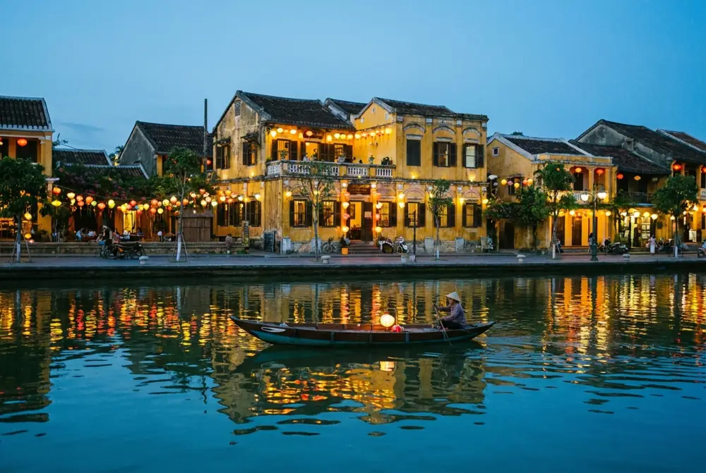 Hội An mùa nước nổi có gì vui?